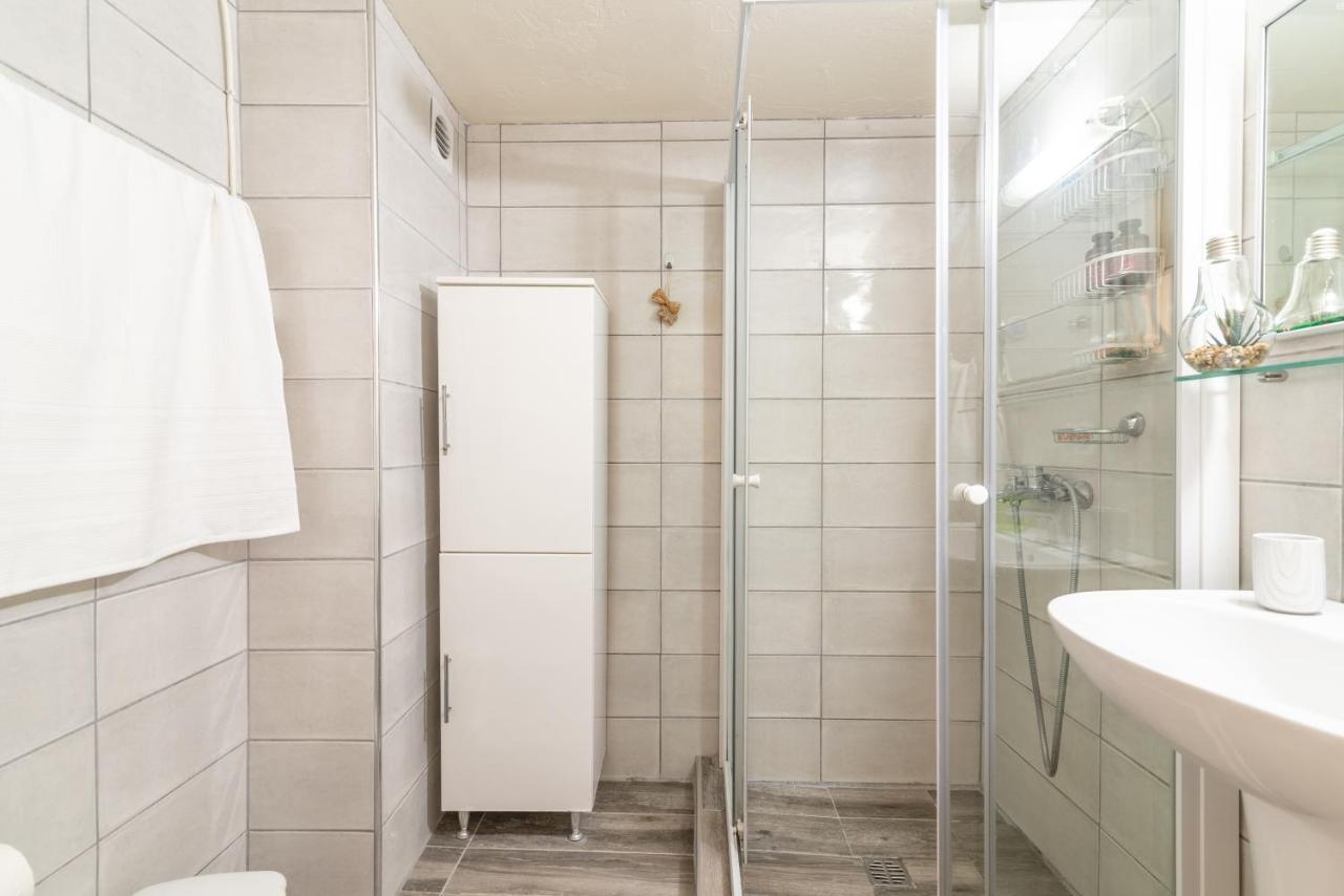 Athena'S Heraklion City Center Apartment 외부 사진